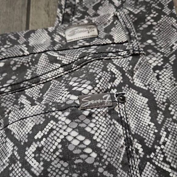 Seven7 Tummyless High Rise Skinny Snake Jeans - Picture 9 of 9